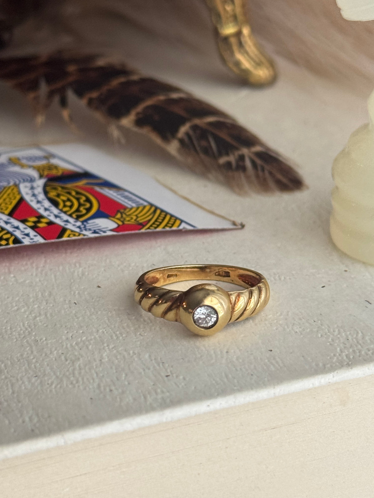 Vintage 18k Bezel Set Twist Ring
