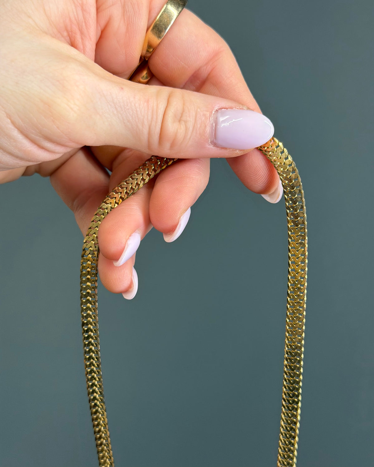 Vintage Solid 14k Yellow Gold Flat Spiga Chain